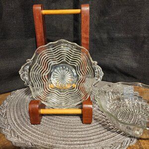 Pair of glass bowls - non matching